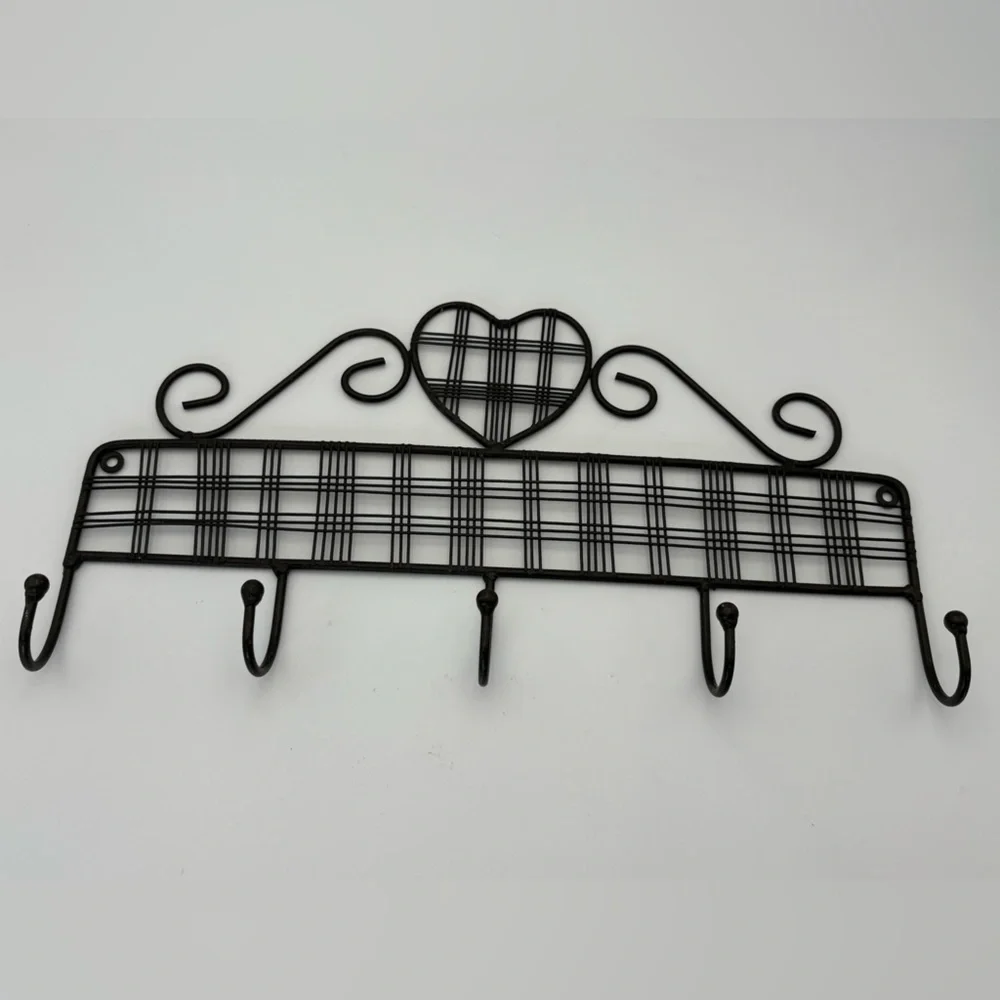 Heart Design Black Metal Wall Hook